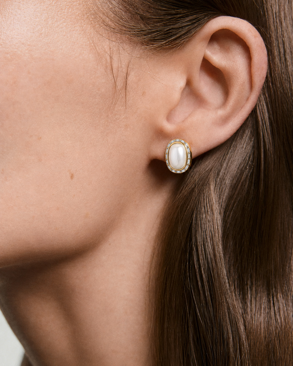The Colette Studs